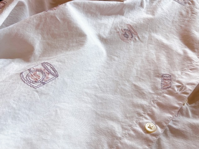 マドモアゼルノンノンのローン刺繍シャツ‼ | Papas