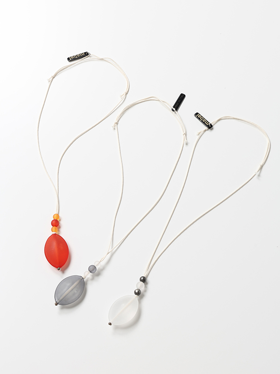 フロストビーズ ネックレス