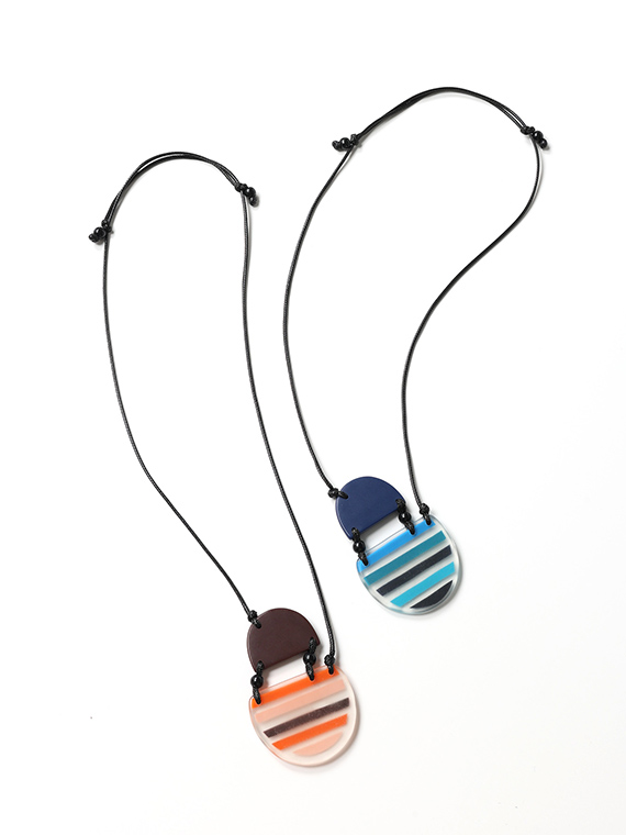 半円 ボーダープレート ネックレス