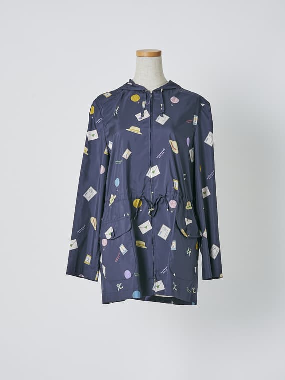 【SALE】ポリエステルタフタプリント フード付きコート【NON NON TRAVEL】