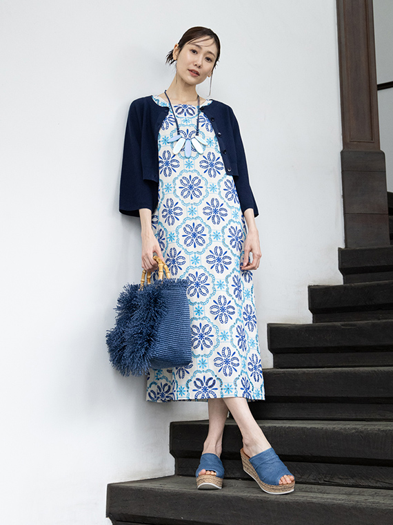 カットワーク刺繍 ノースリーブ ワンピース