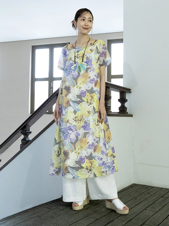 オーガンジー × ミックスフラワープリント ワンピース