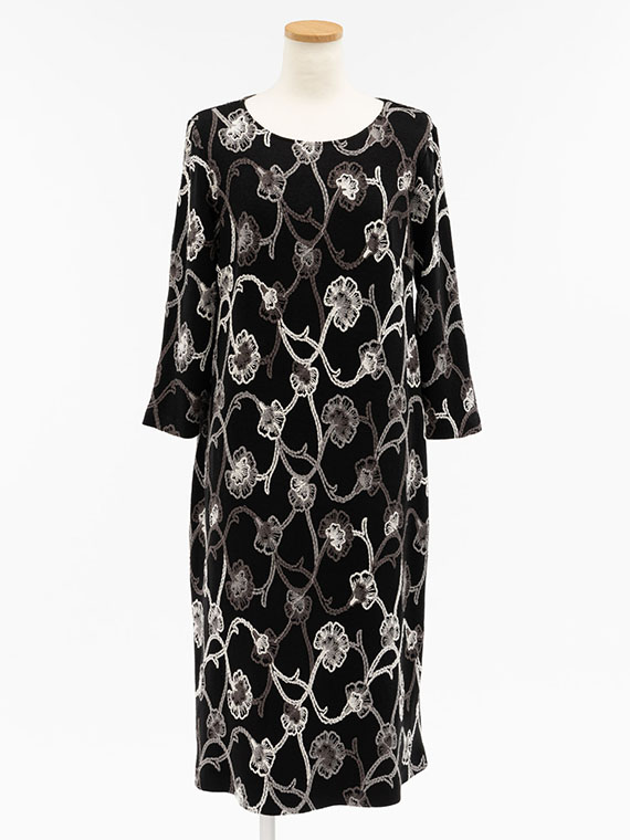 ウール混 スムース × フラワー 刺繍 ワンピース