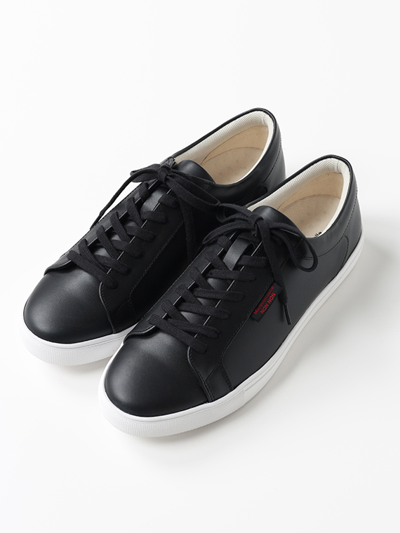 レザースニーカー（WOMEN新着・Mademoiselle NON NON・WOMEN雑貨