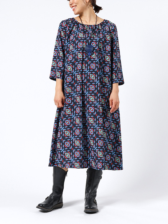 デシン 幾何 プリント ワンピース